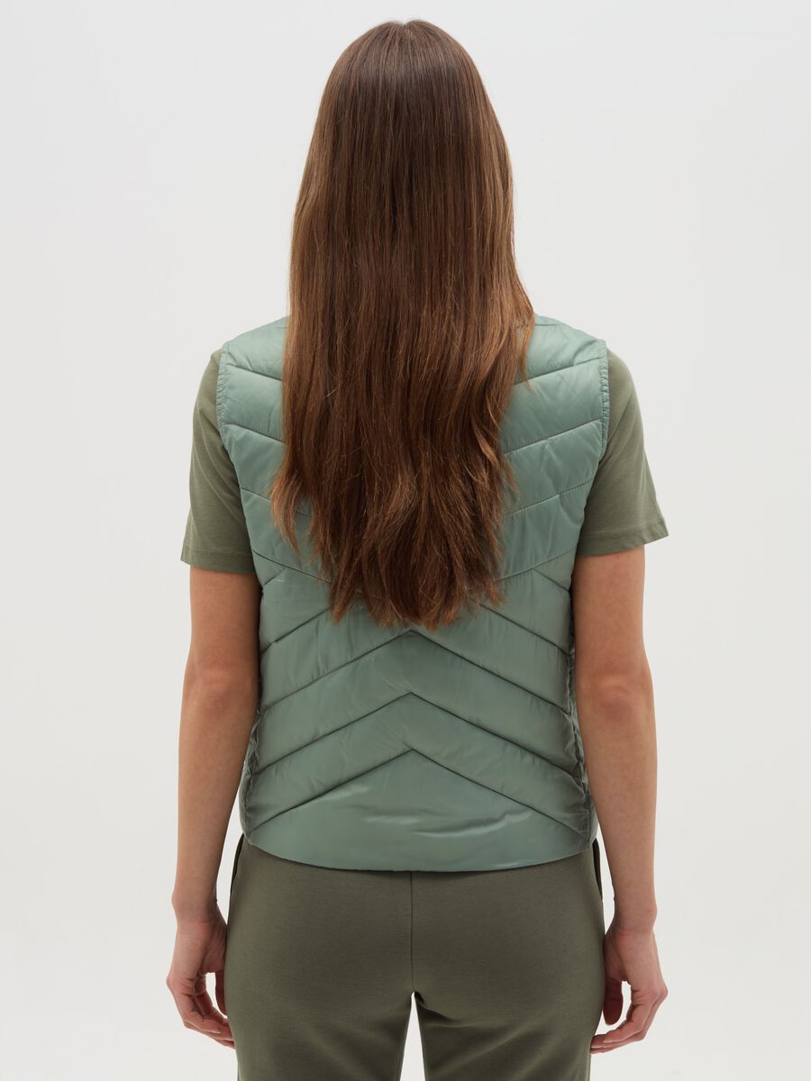 Full-zip ultralight gilet with high neck_2