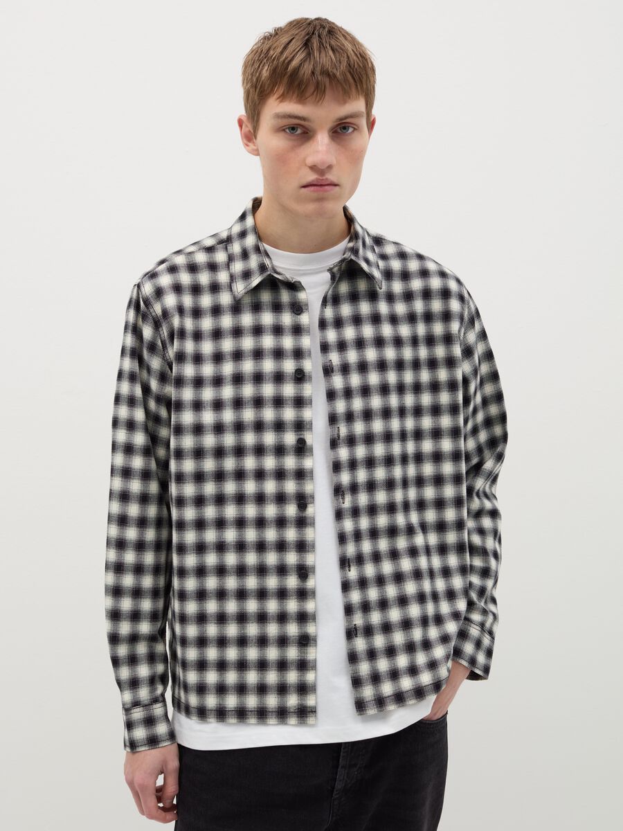 Shirt with check pattern_0