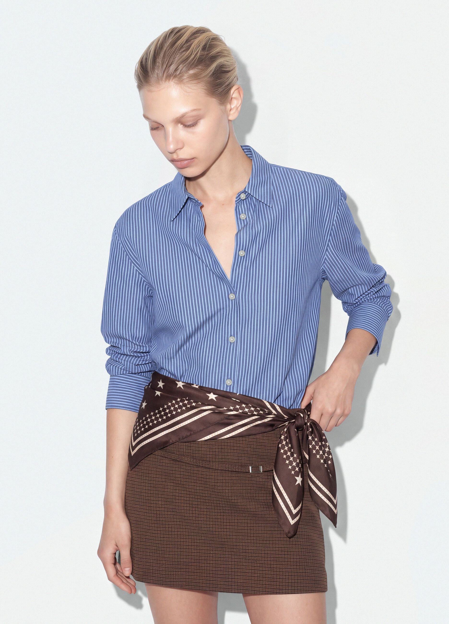 Camicia blu a righe in popeline di puro cotone regular fit