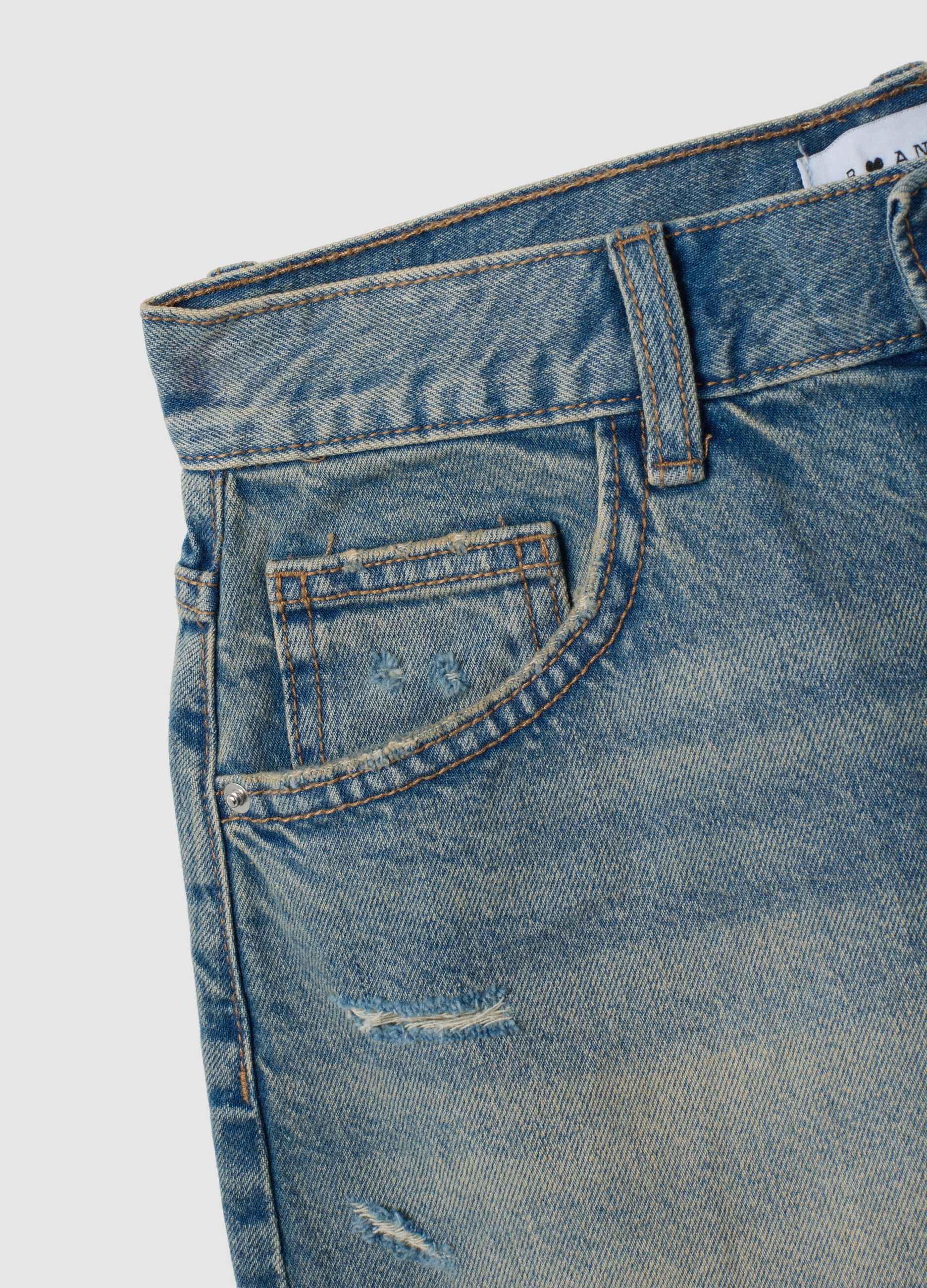 Gonna corta da donna in denim regular fit strappata