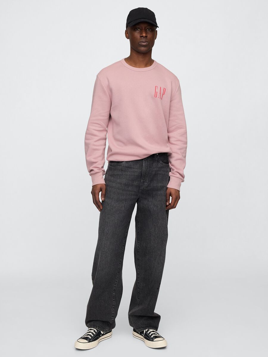 Pink sweatshirt with Gap logo_1