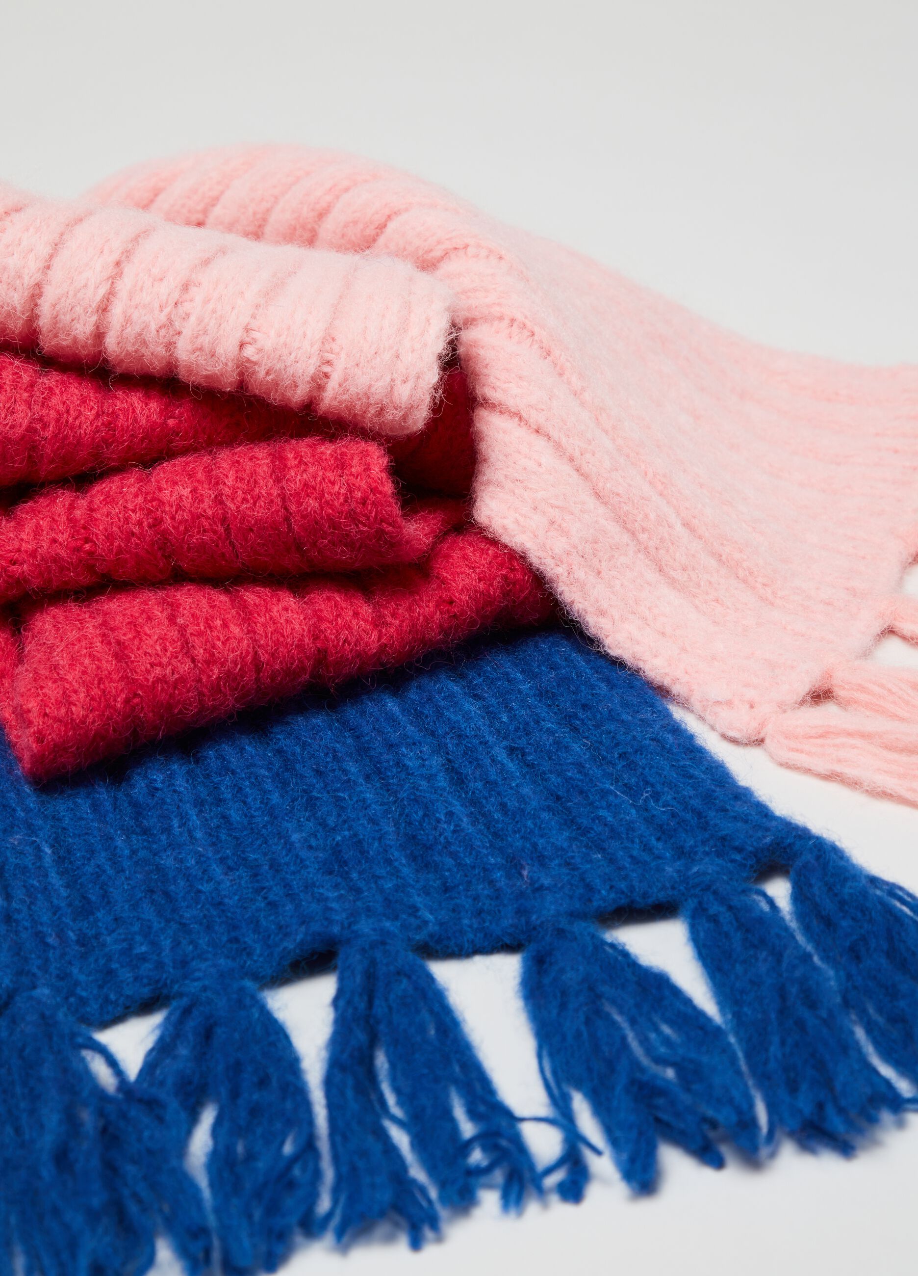 Sciarpa color block a costine con frange_1