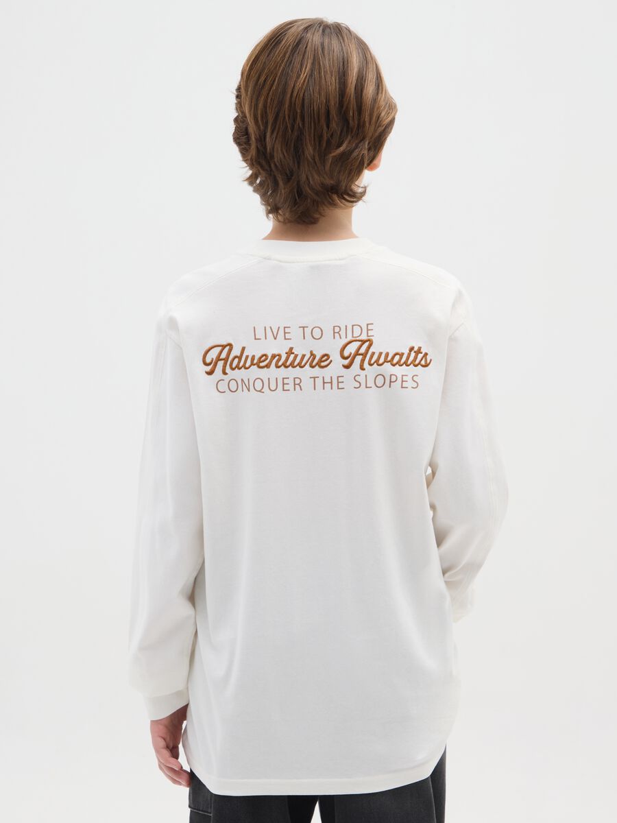 T-shirt da ragazzo in puro cotone bianca oversize_1