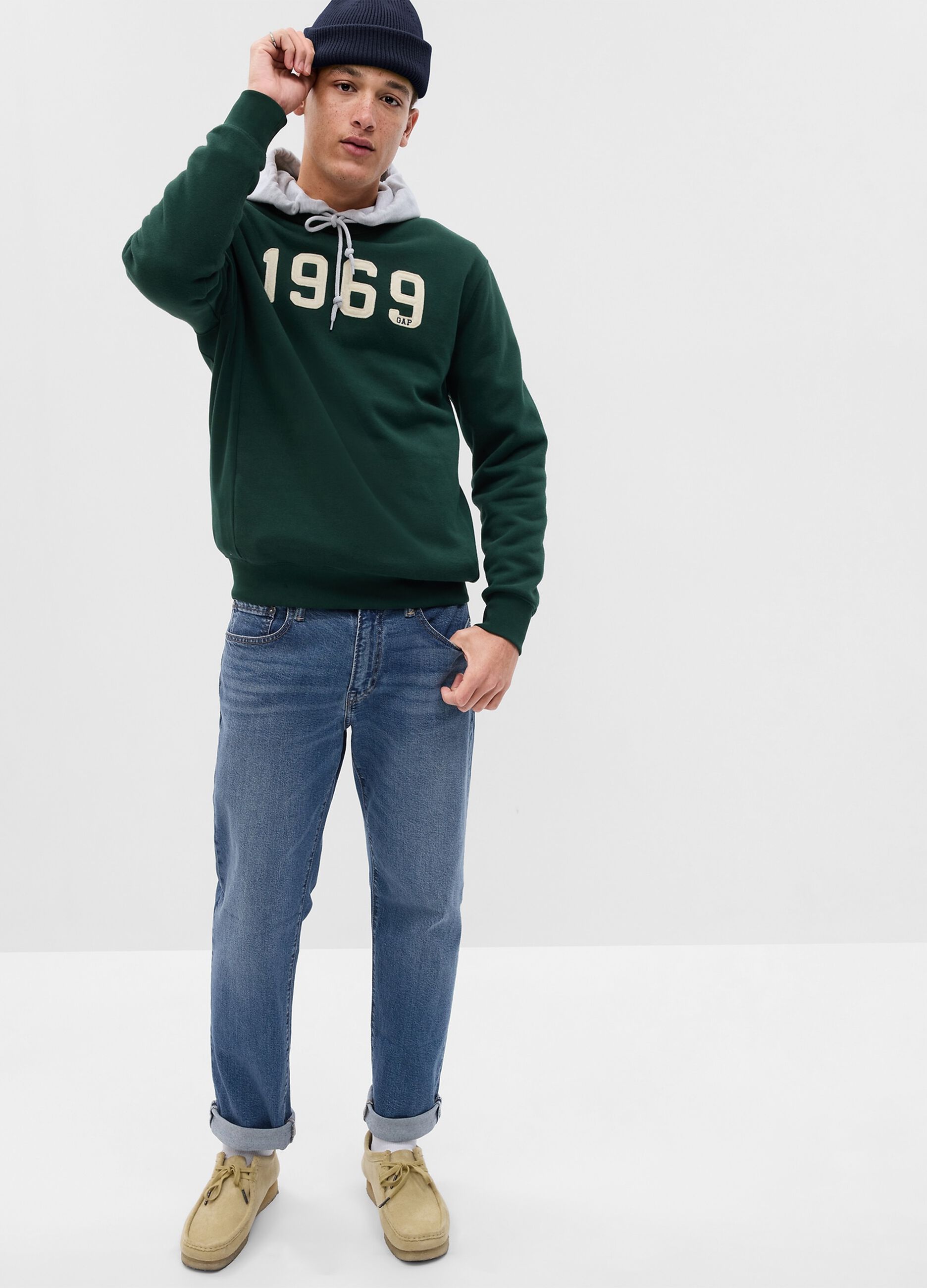 Straight-fit jeans with mid-rise waist