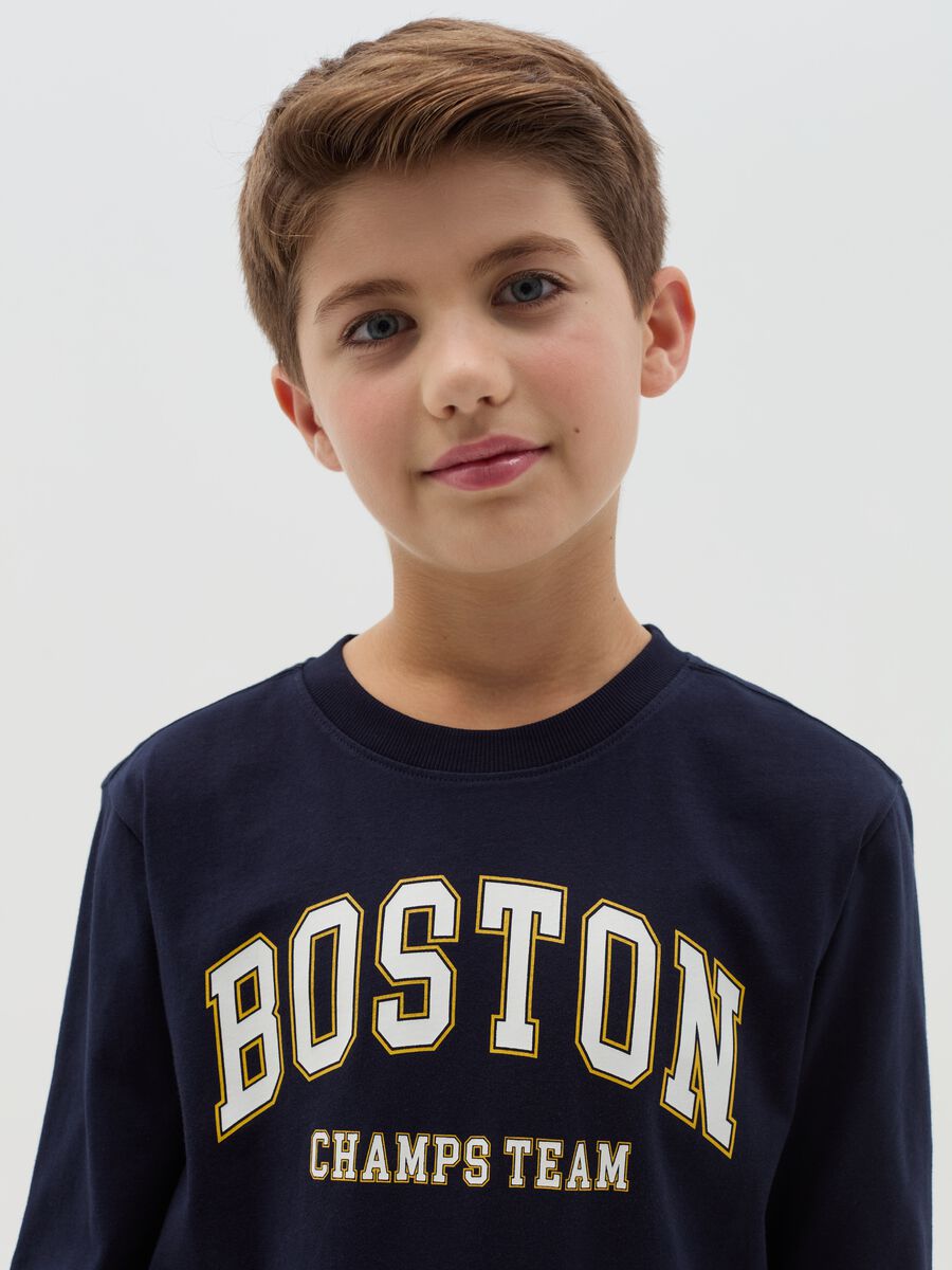 Long-sleeved T-shirt with college print_1
