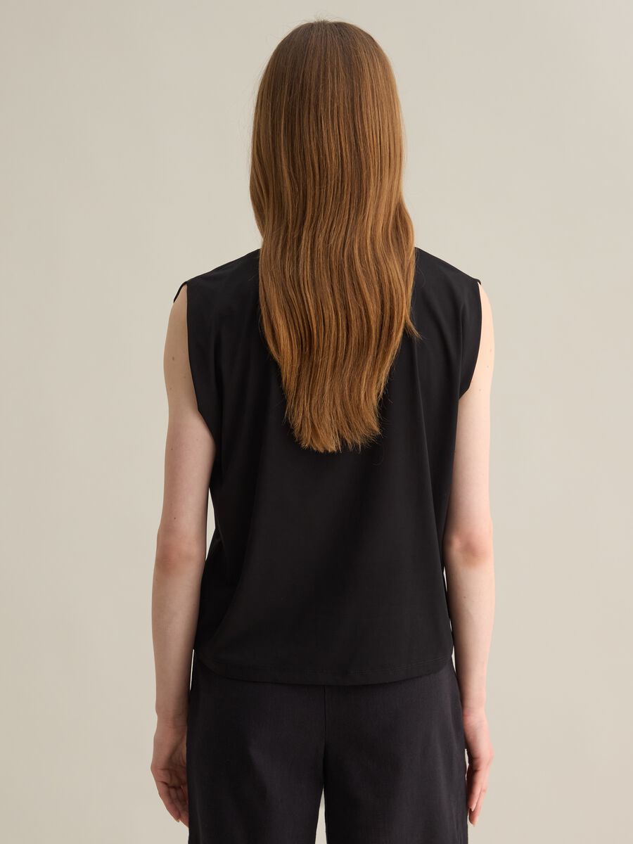 Black cotton blend T-shirt_3