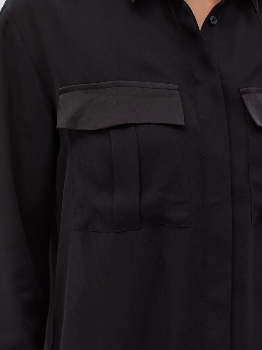 Shirt with satin details_2