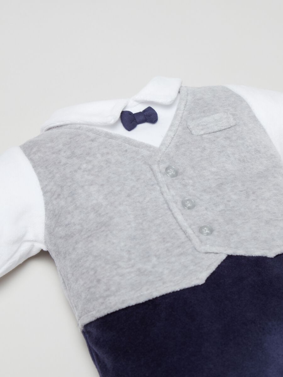 Tutina in velour con piedini e gilet_2