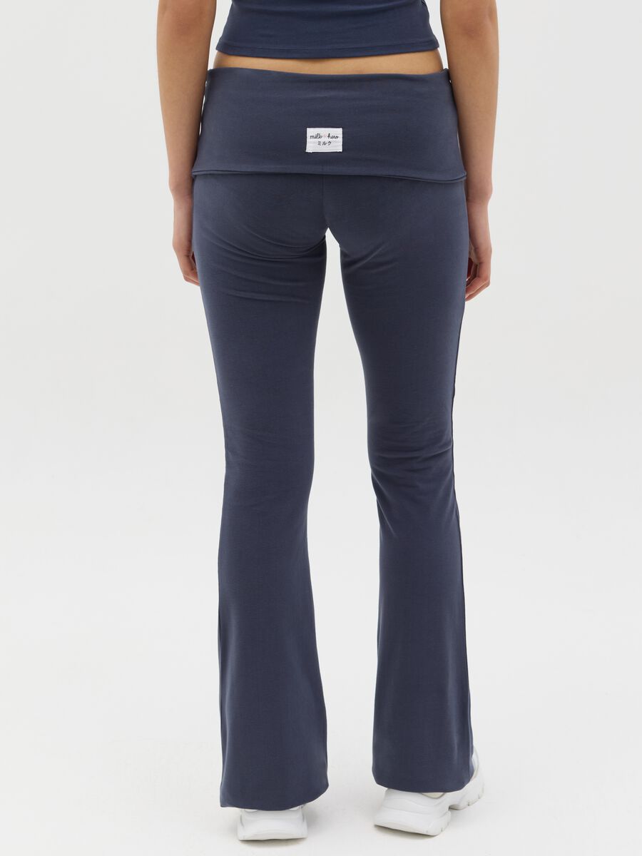 Blue flare-fit leggings with striped fold at the waist_3
