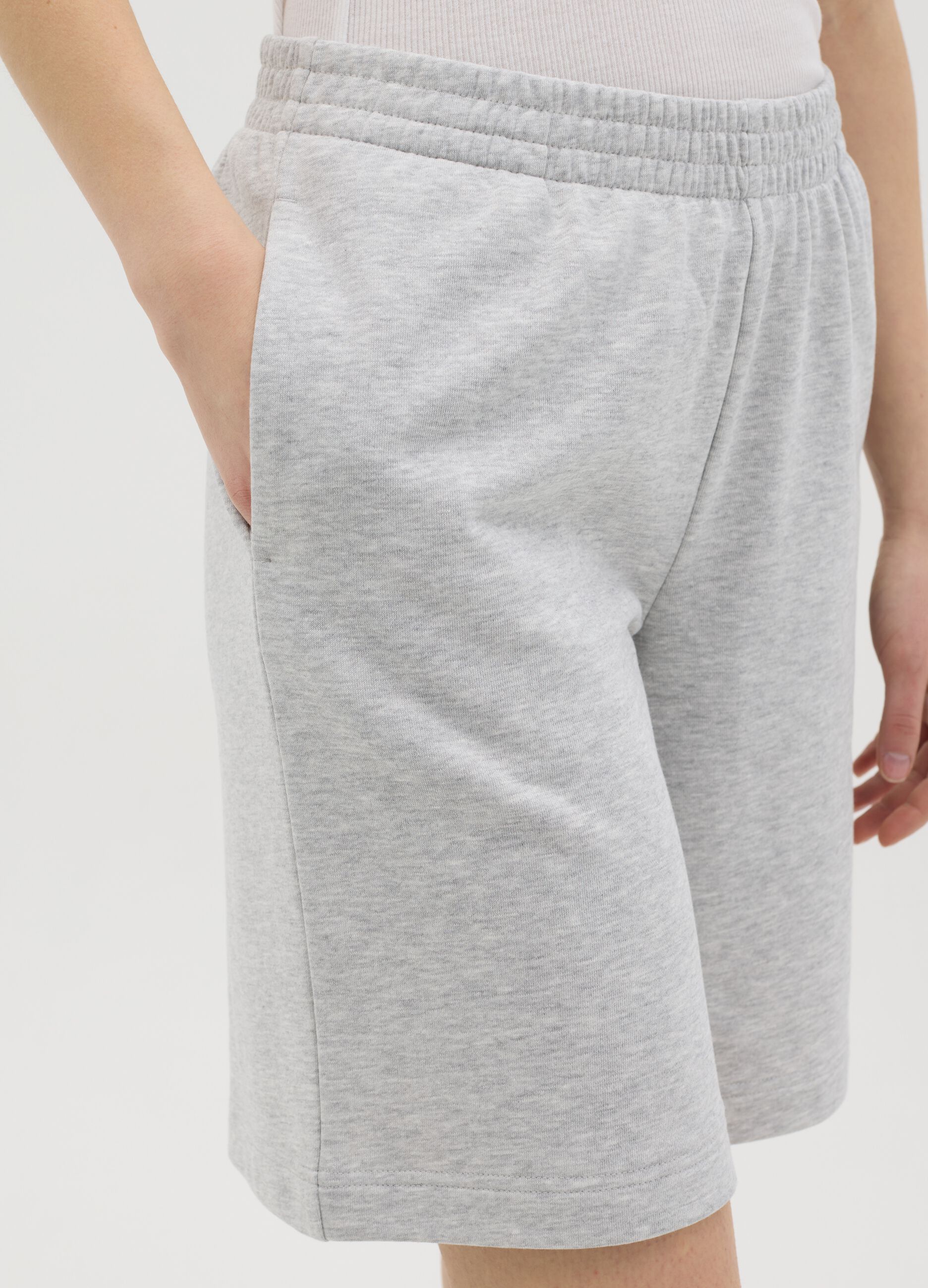 Grey Bermuda shorts in French terry with elasticated waist