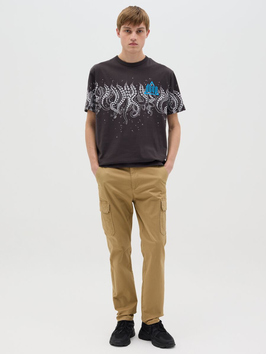 Black T-shirt with short sleeves and print_1