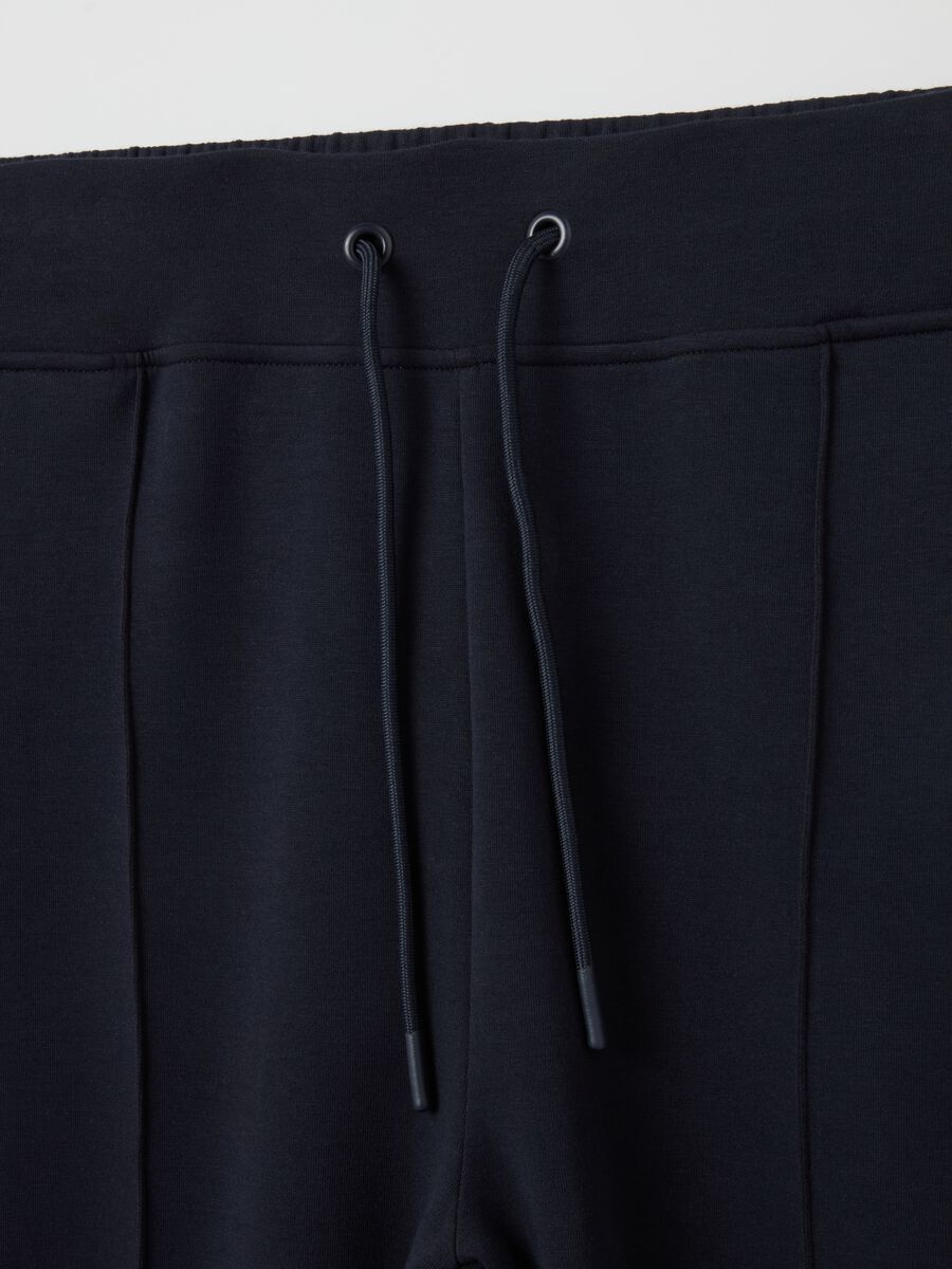 Technical fabric joggers with drawstring_5