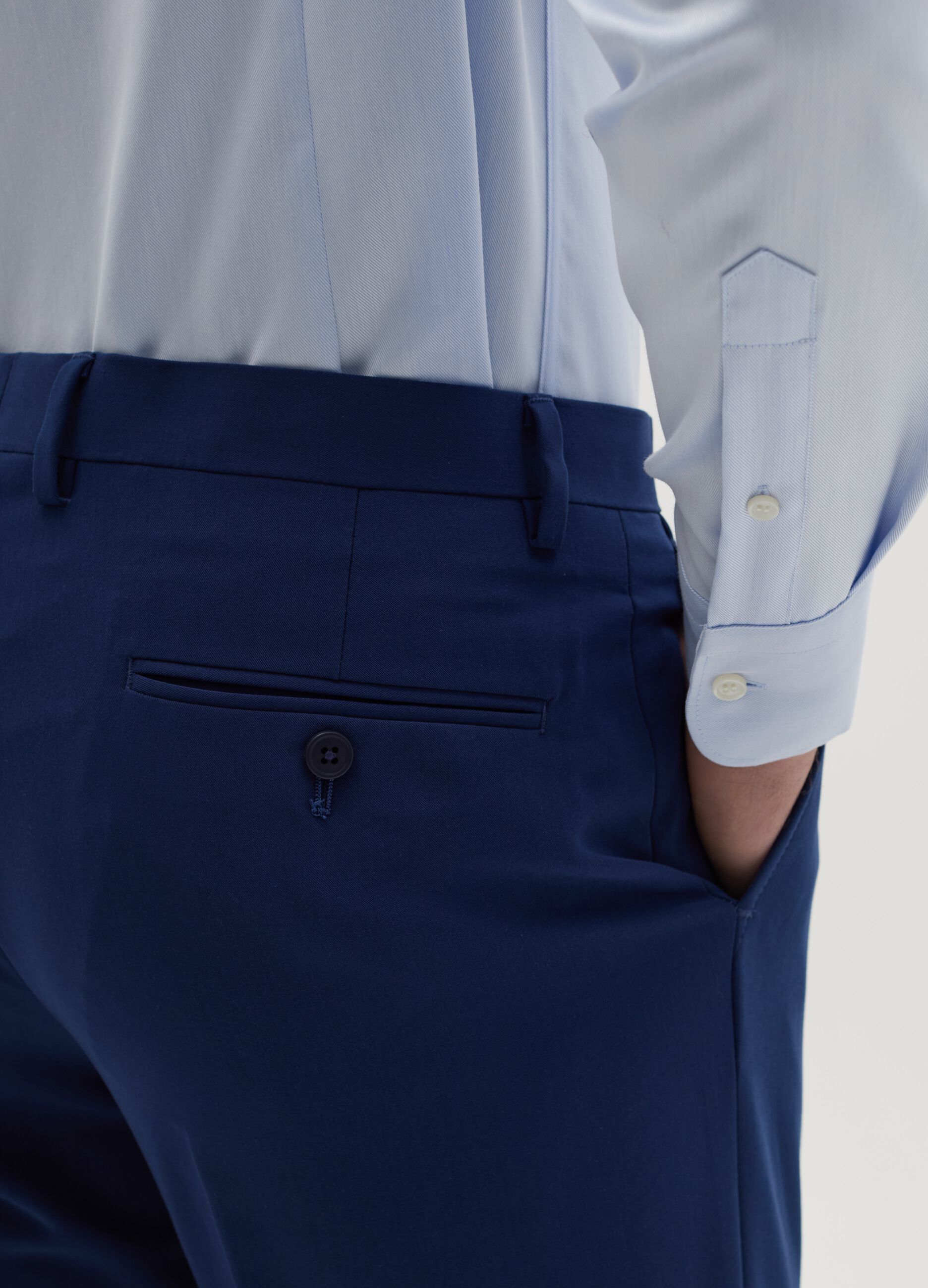 Slim-fit easy-iron shirt