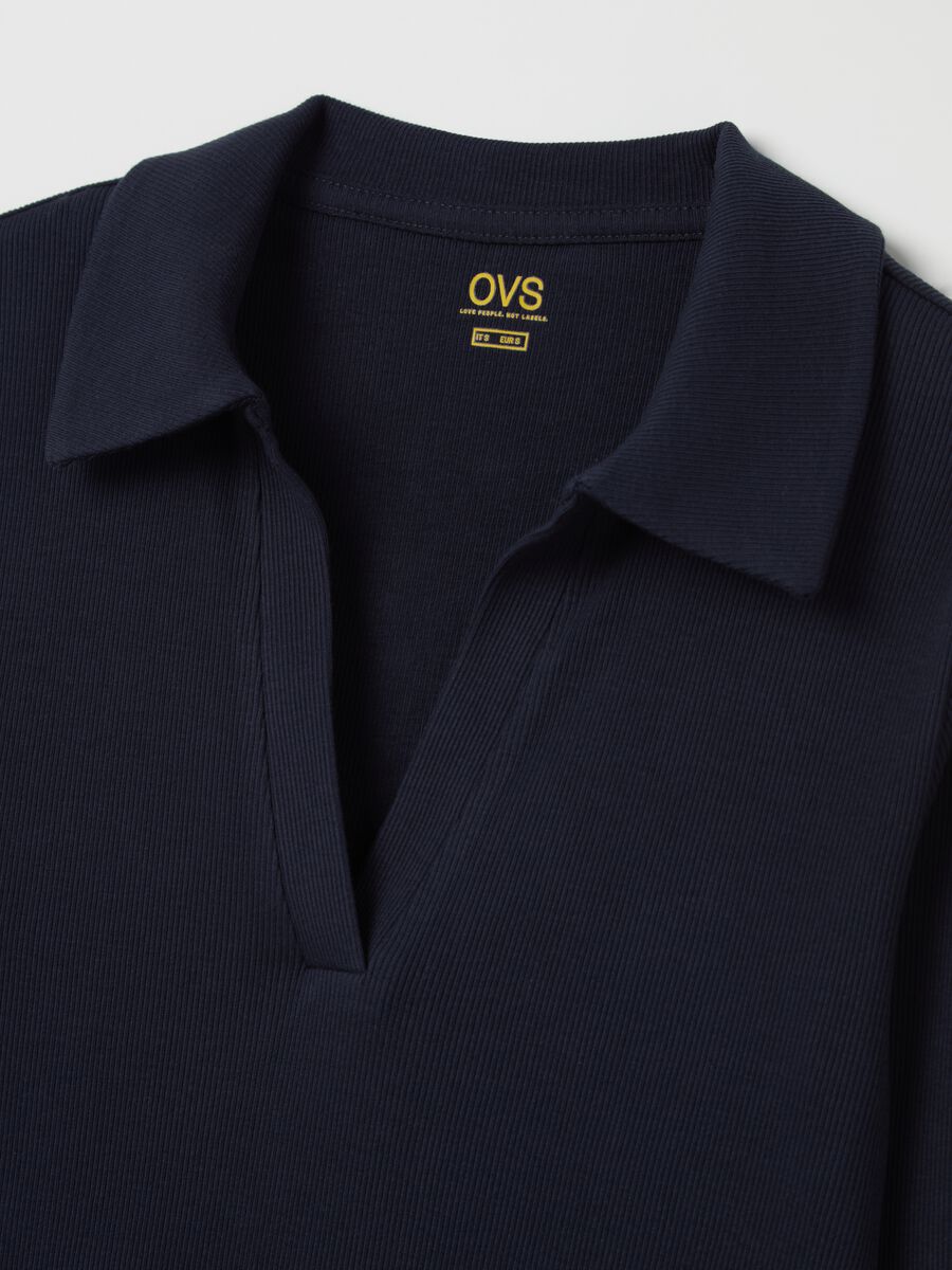 Ribbed T-shirt with polo shirt neck_5