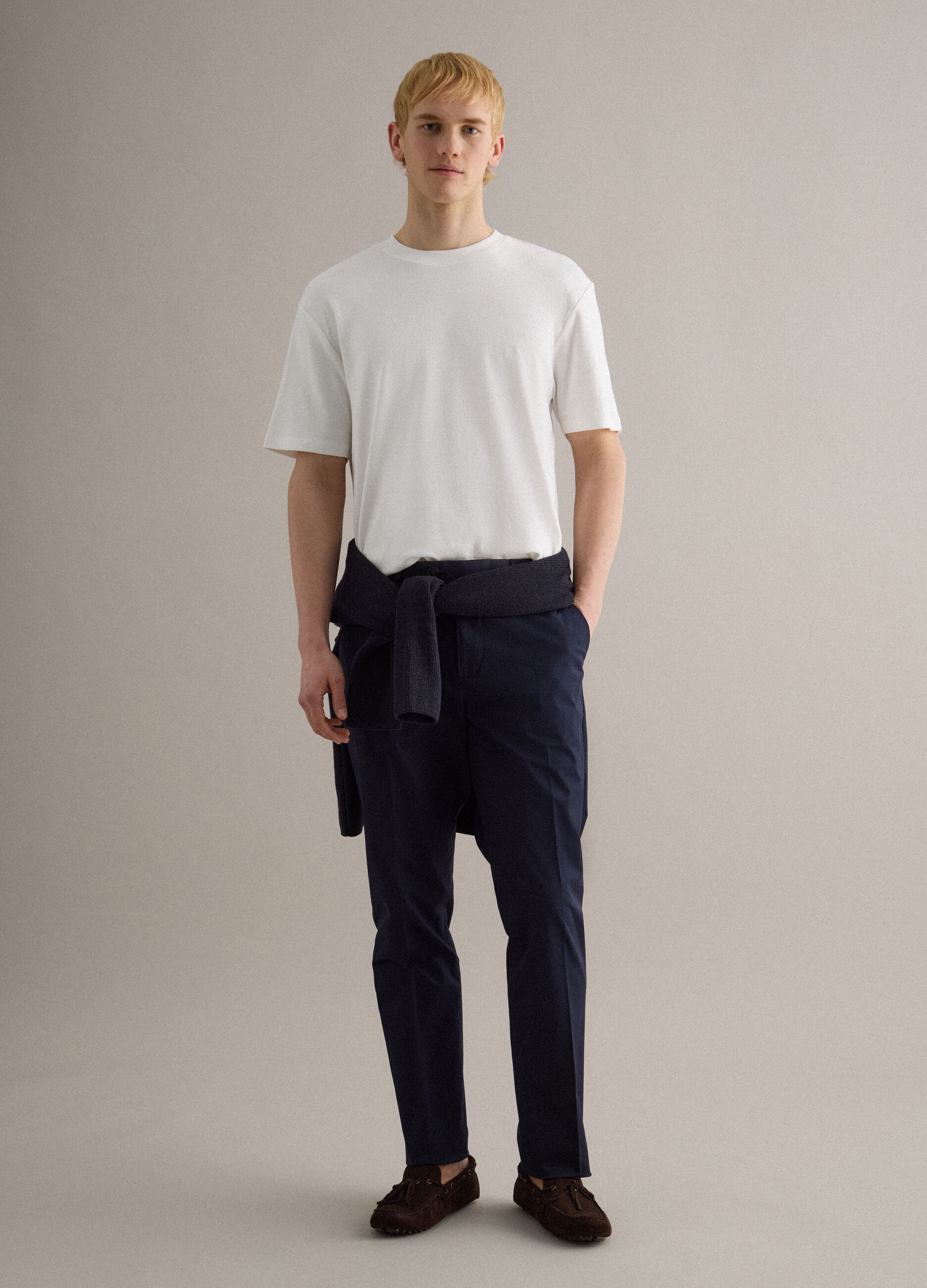 White cotton crew neck T-shirt, regular fit