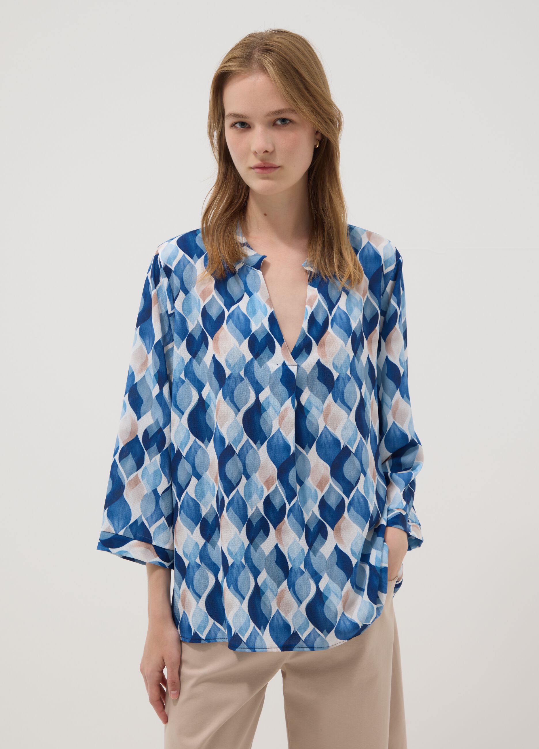 Blue patterned long-sleeve top