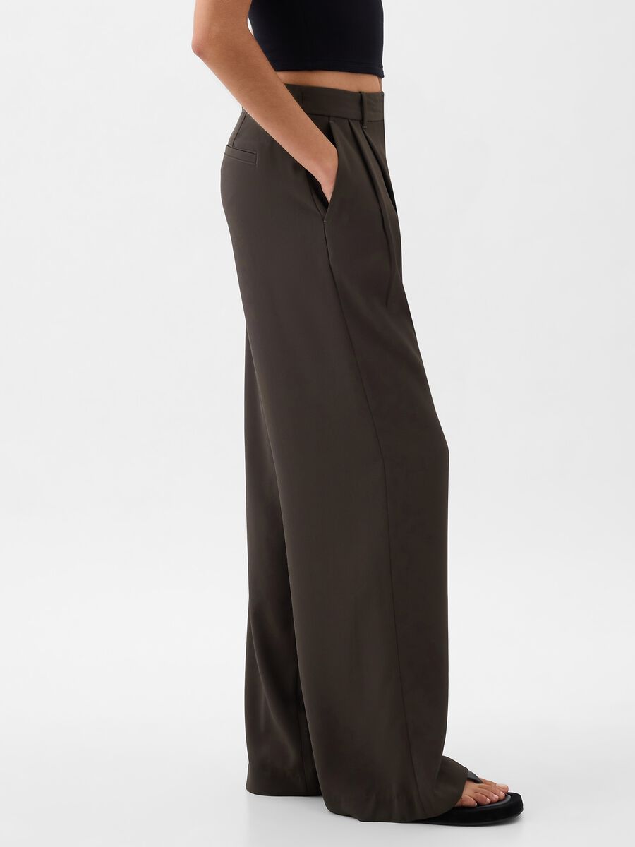 Wide leg trousers with darts_5