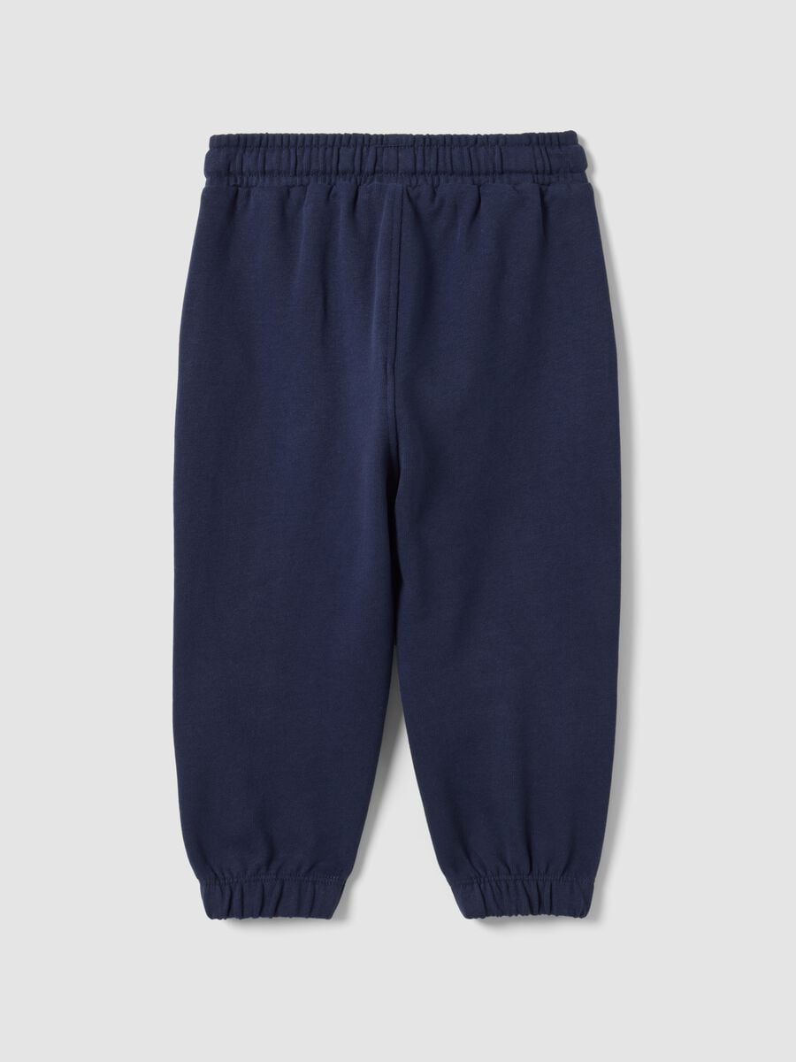 Pantaloni jogger blu in puro cotone organico con stampa Mickey per bimbo_1