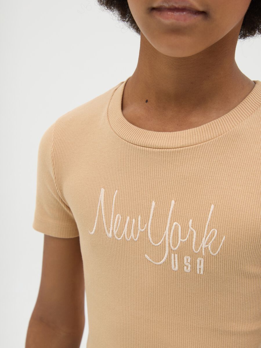 T-shirt da ragazza in cotone elasticizzato beige fitted_1