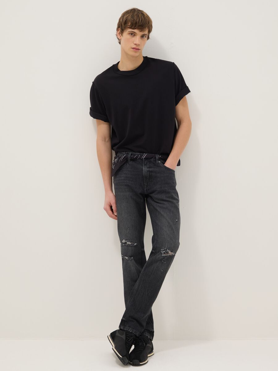 Black Pure Cotton Slim Fit Distressed Jeans_0
