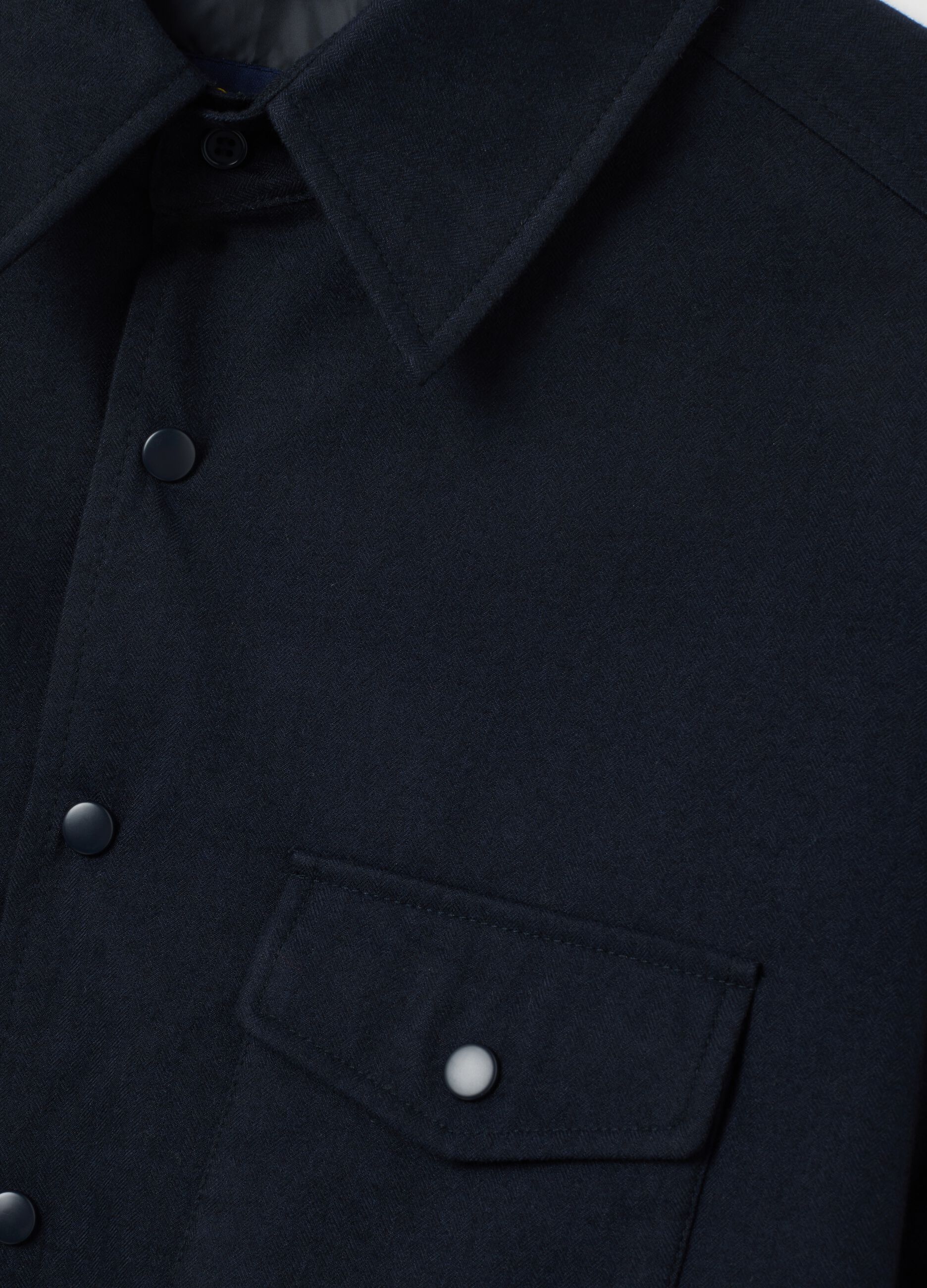Blue regular fit shirt with pockets