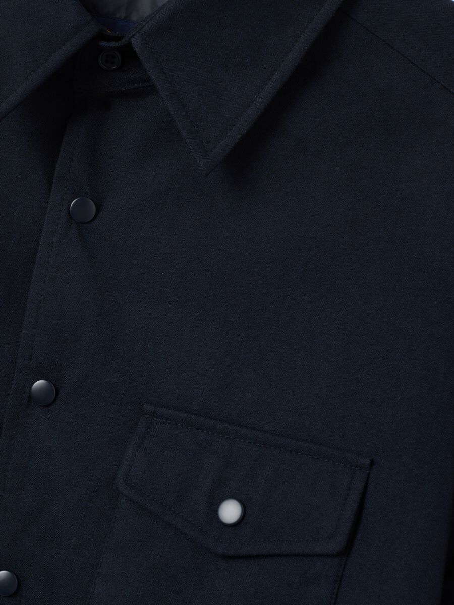 Blue regular fit shirt with pockets_5