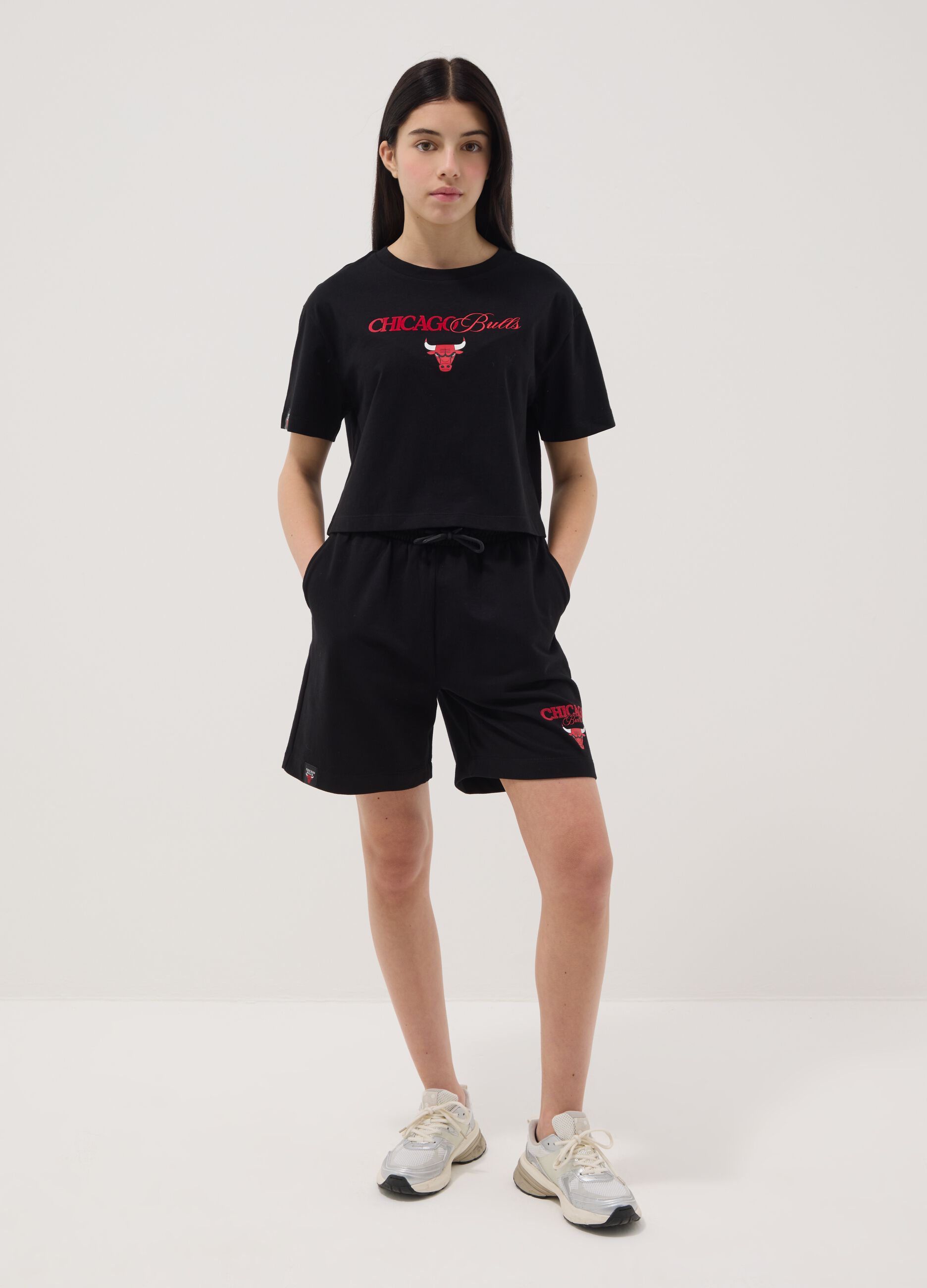 Girls&rsquo; pure cotton black relaxed fit shorts Chicago Bulls