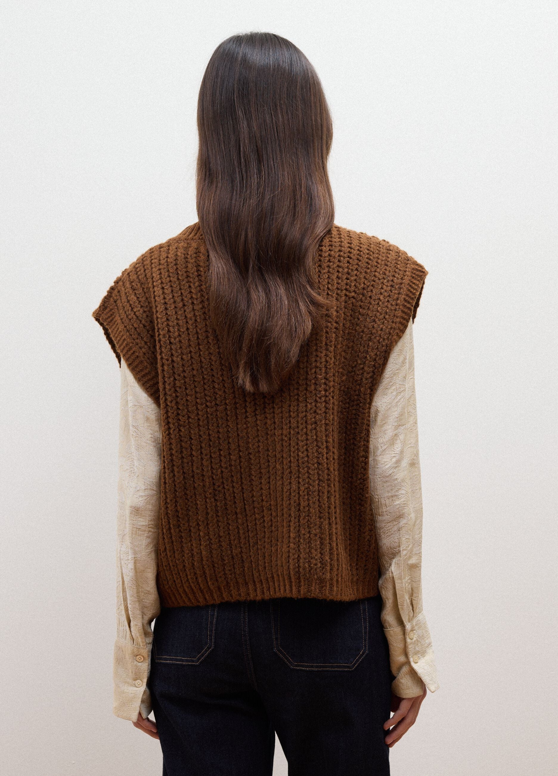 Gilet arancione in misto lana con bottoni