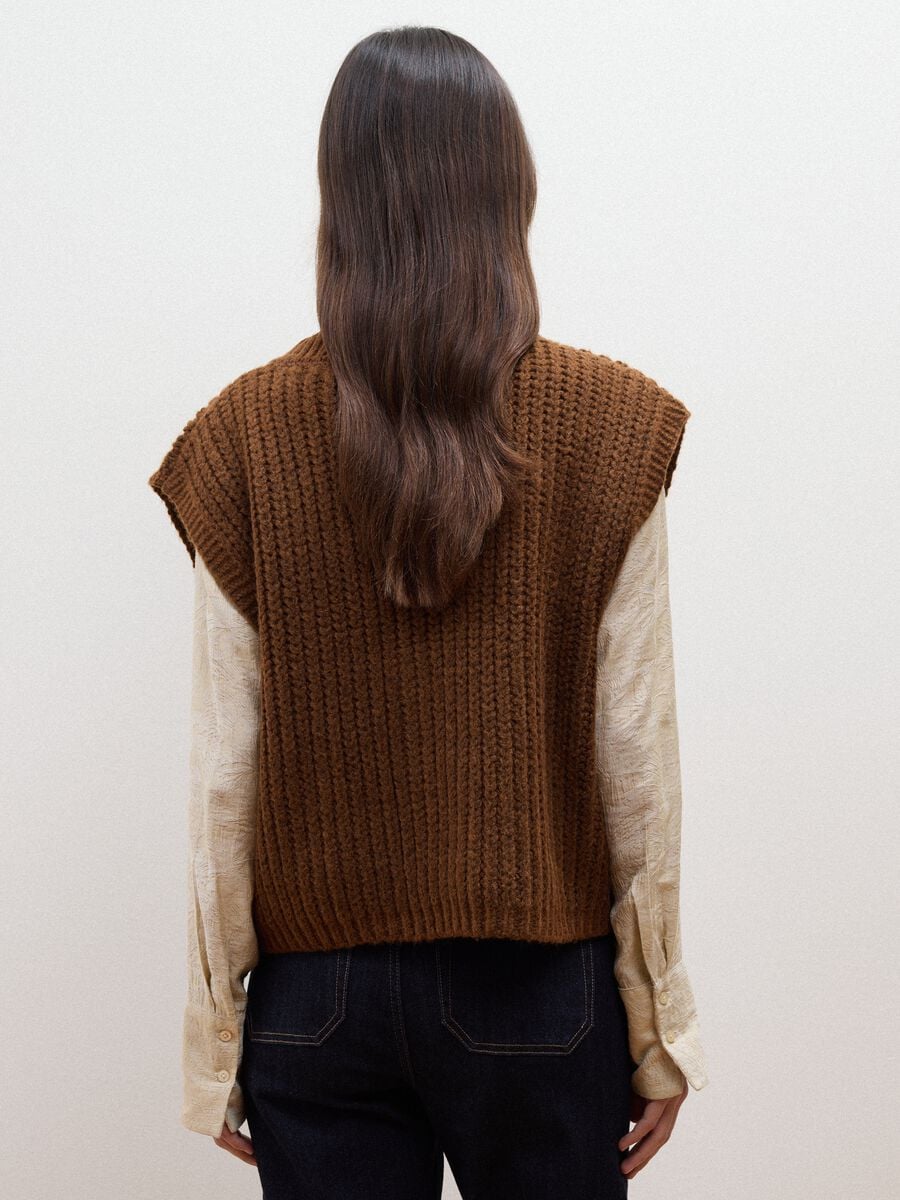 Orange wool-blend gilet with buttons_3