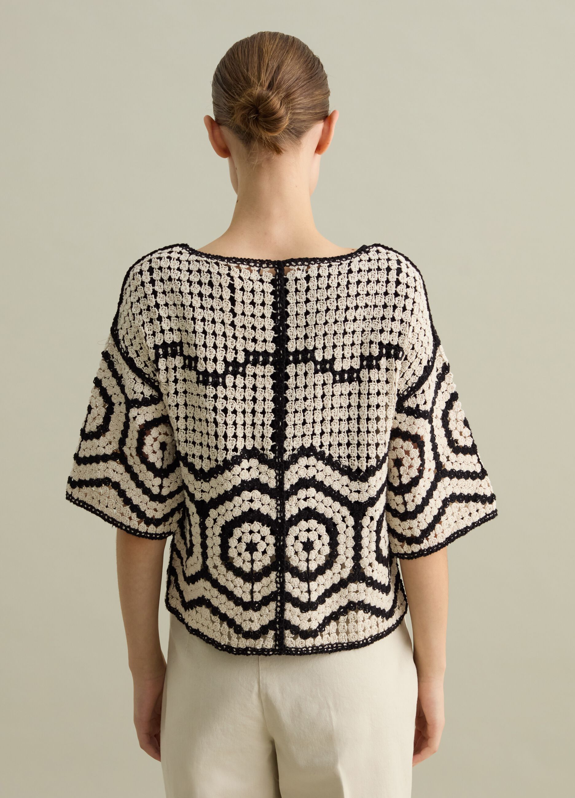Crochet T-shirt with geometric motif