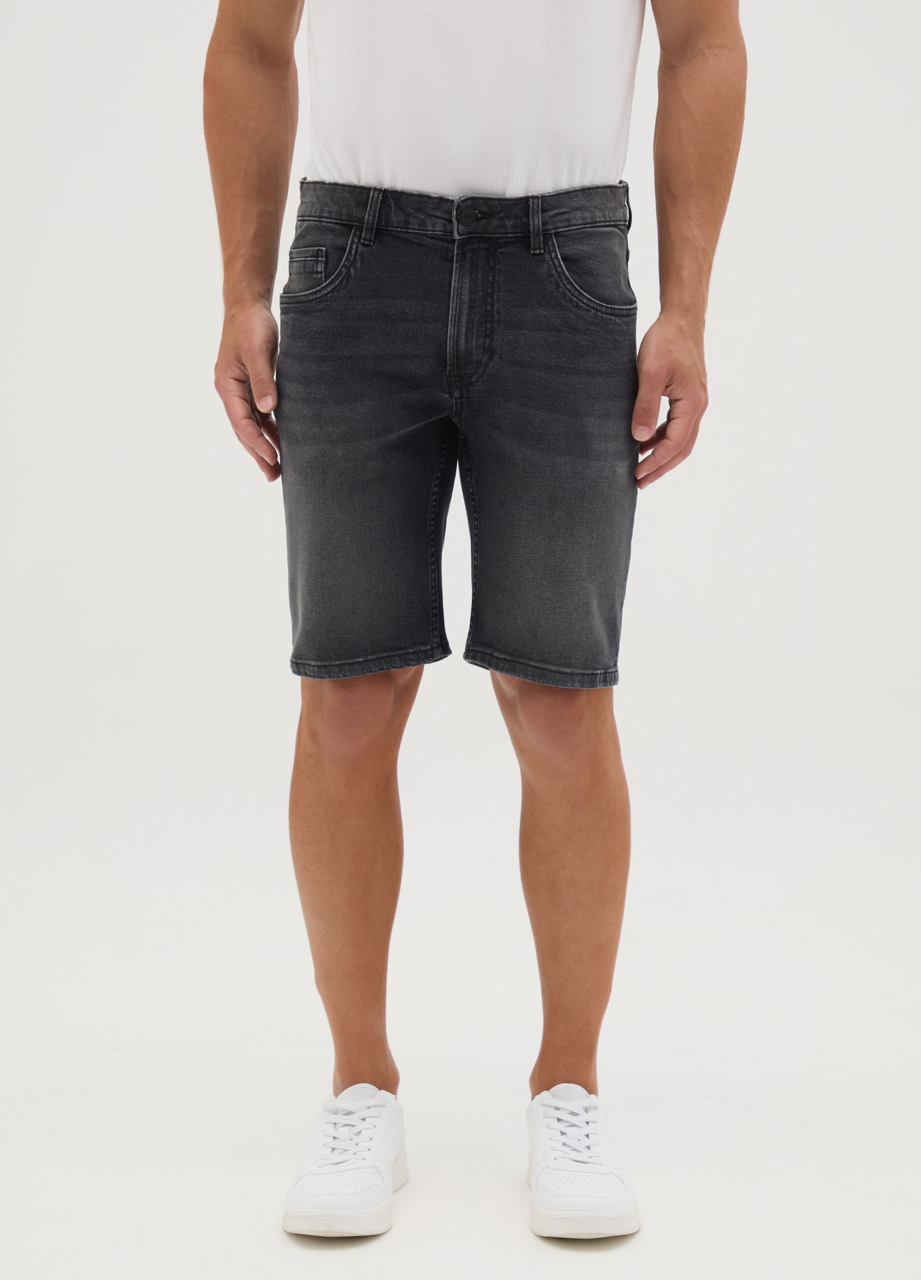 Men's Slim Fit Black Denim Bermuda Shorts
