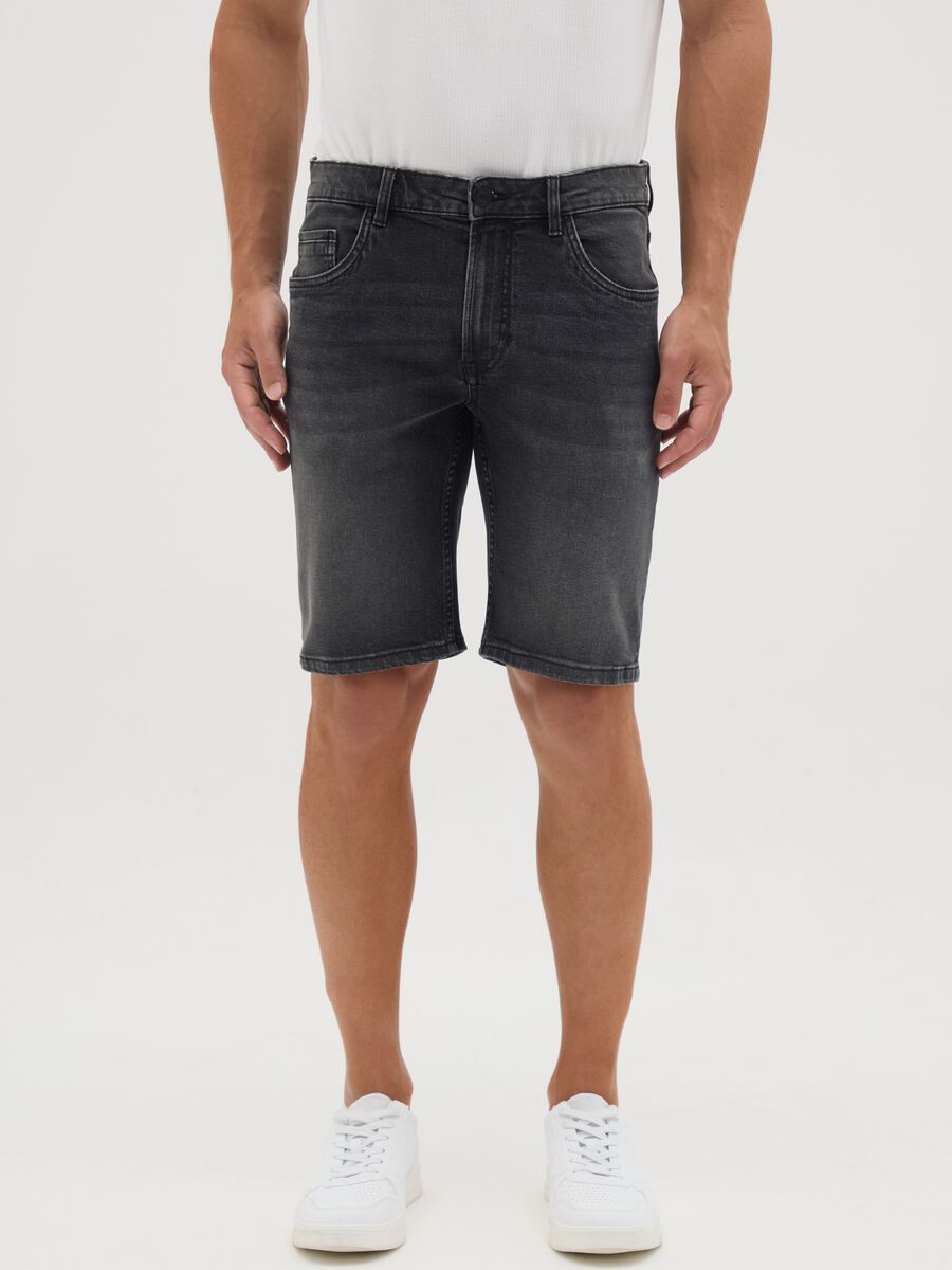 Men's Slim Fit Black Denim Bermuda Shorts_1