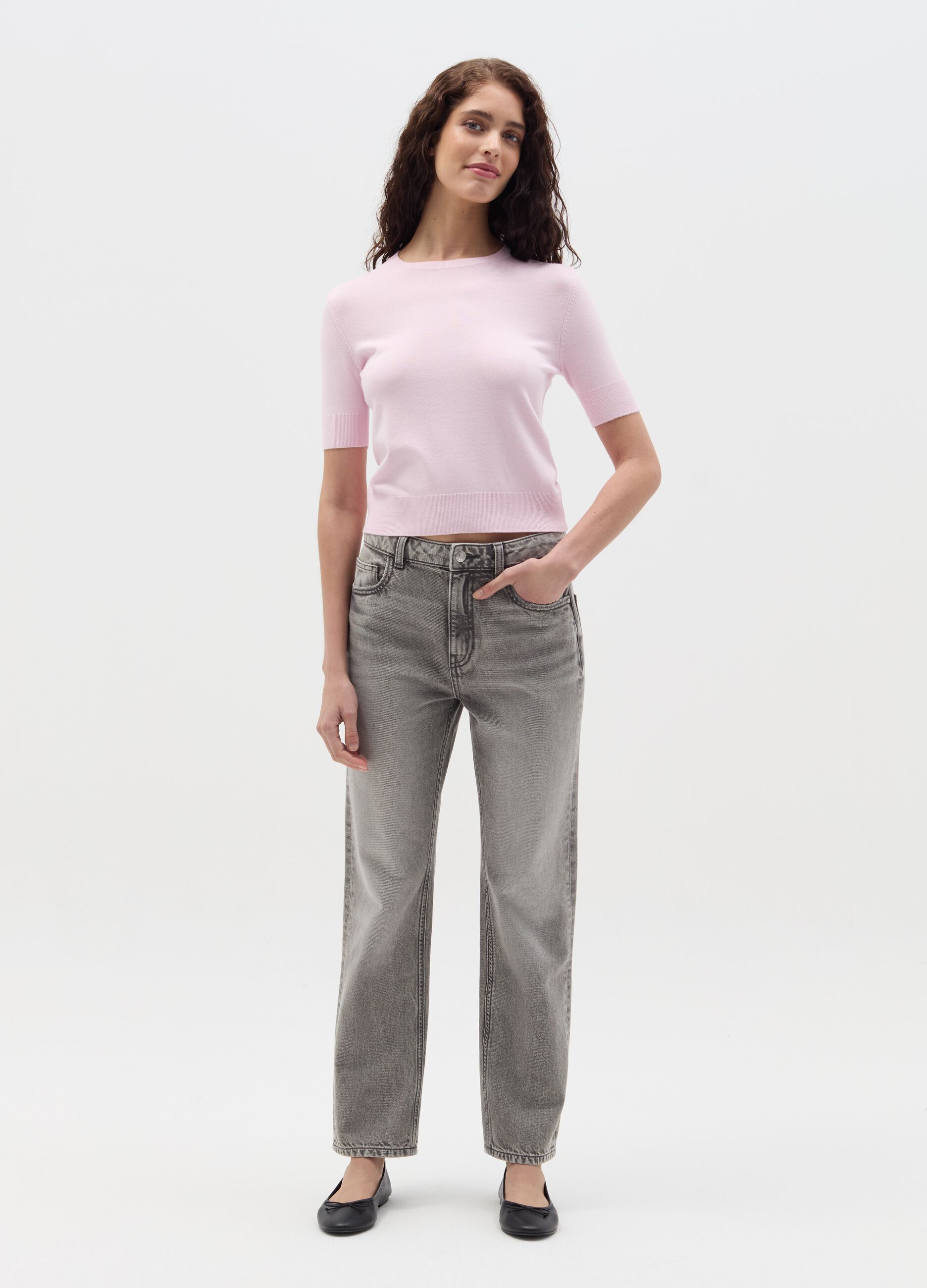 Short-sleeved top