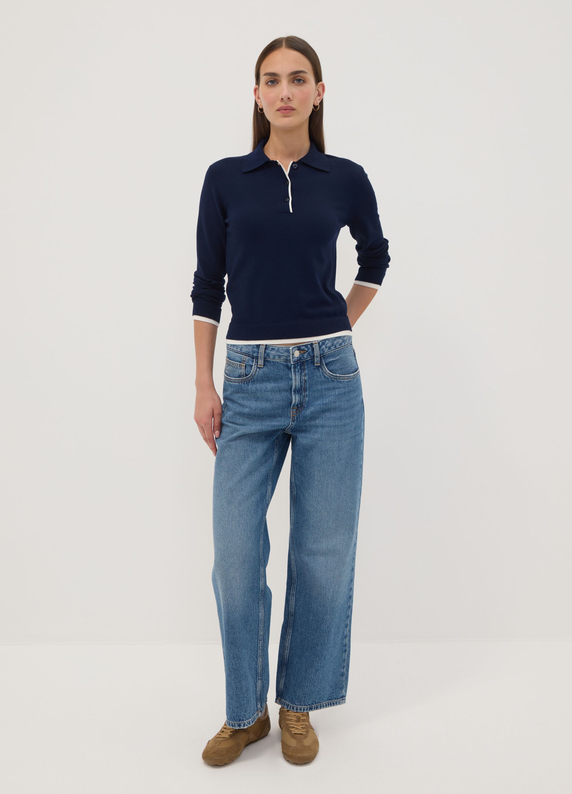 Maglia blu in misto viscosa con colletto polo regular fit