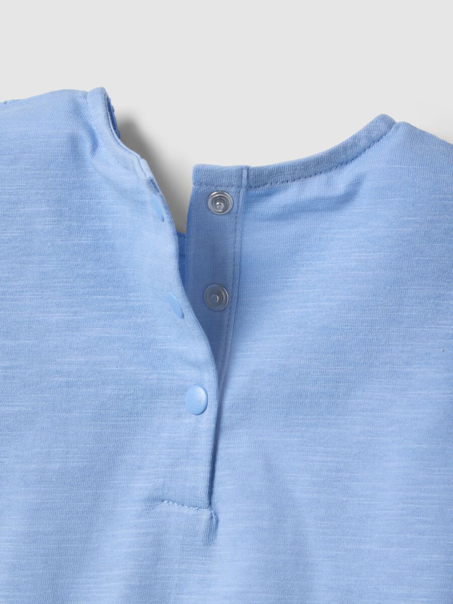 Blue pure cotton regular fit girl's T-shirt with embroidery_3