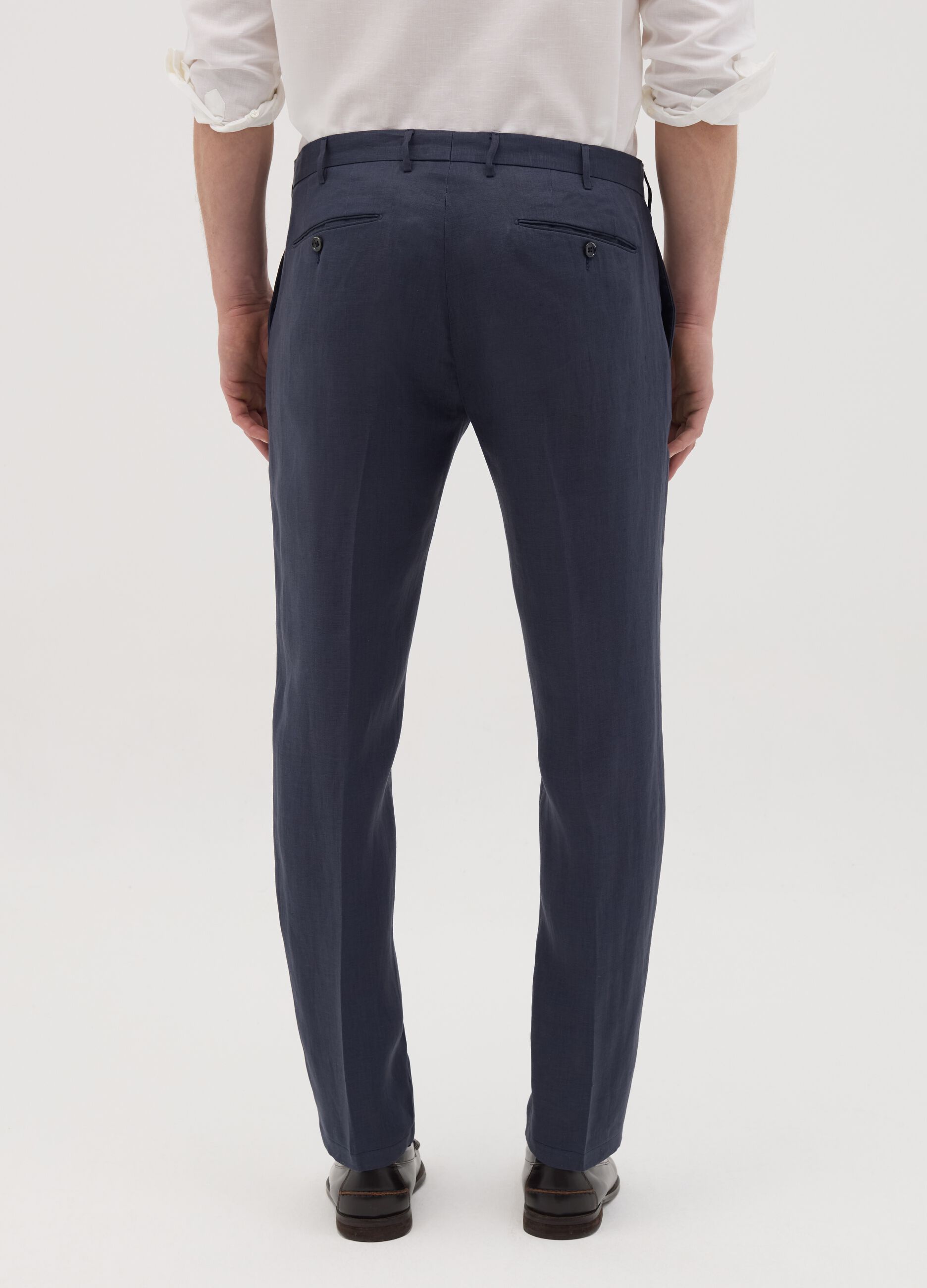 Men’s blue slim-fit trousers in 100% linen