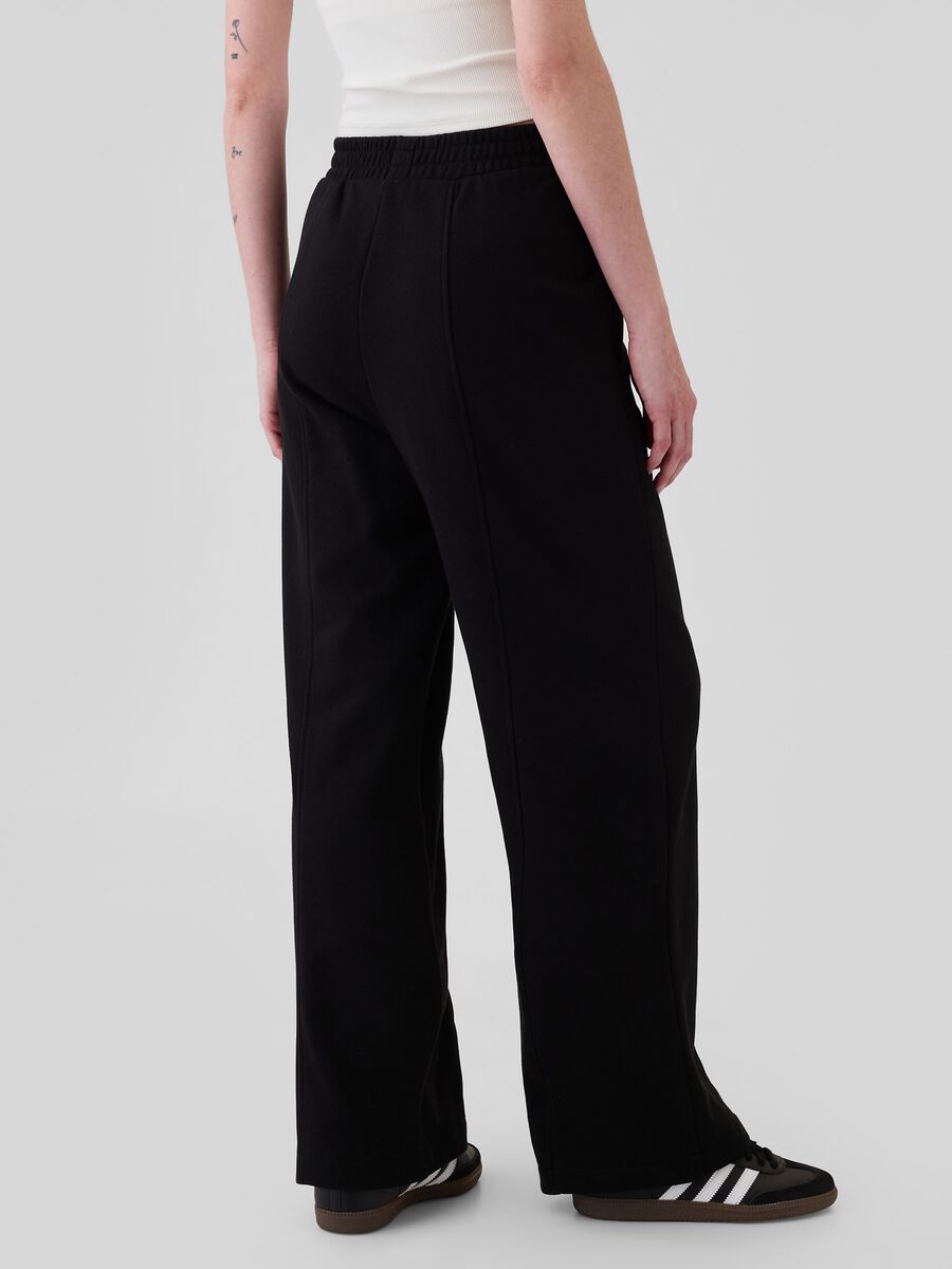 Straight-fit jogger trousers with raised stitching_2