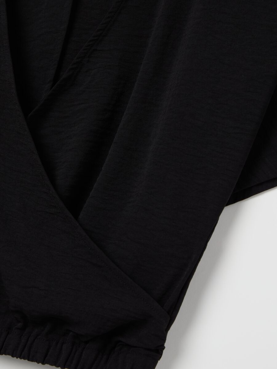 Short black crossover blouse_5