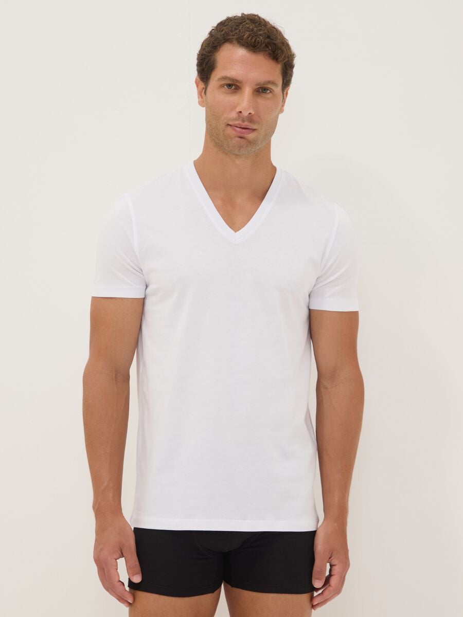 White pure Supima cotton V-neck T-shirt, regular fit_0