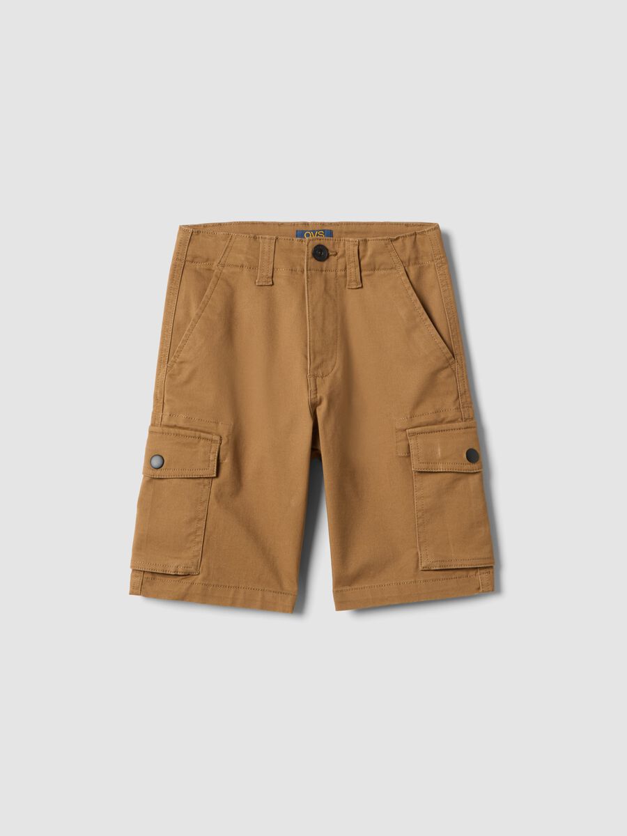 Brown stretch cotton oversized fit cargo shorts for kids_0