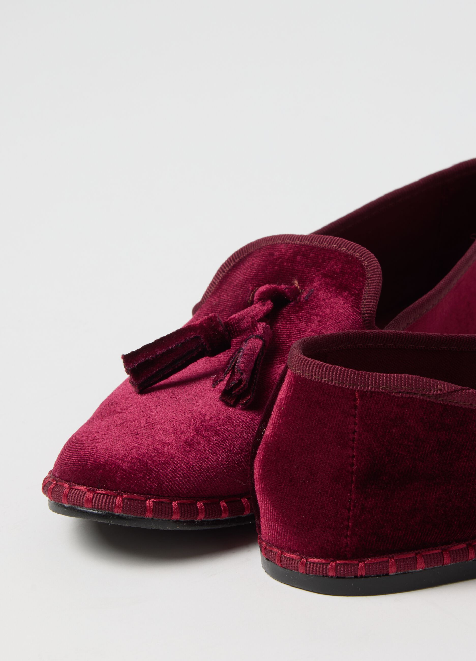 Red Friulane with tassels