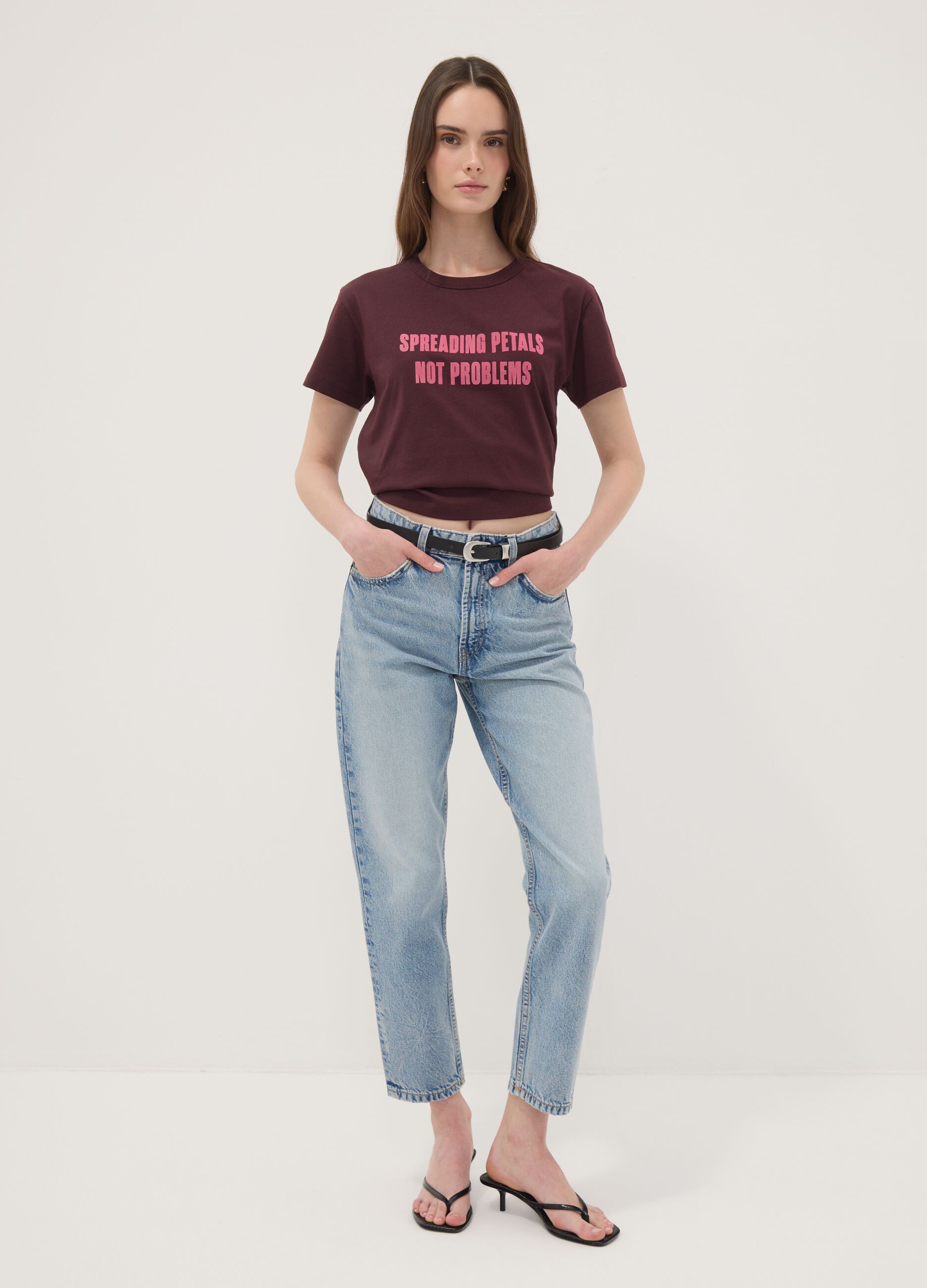 Red pure cotton T-shirt with front slogan, regular fit
