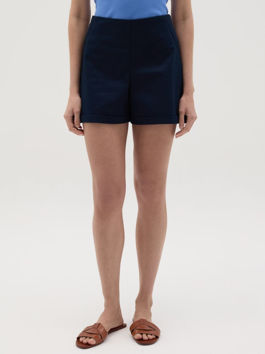 Tailored shorts with turn ups_1