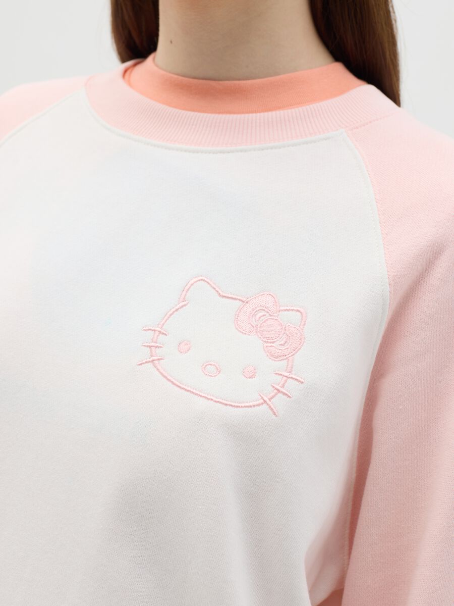 White and pink sweatshirt in French terry with Hello Kitty embroidery_2
