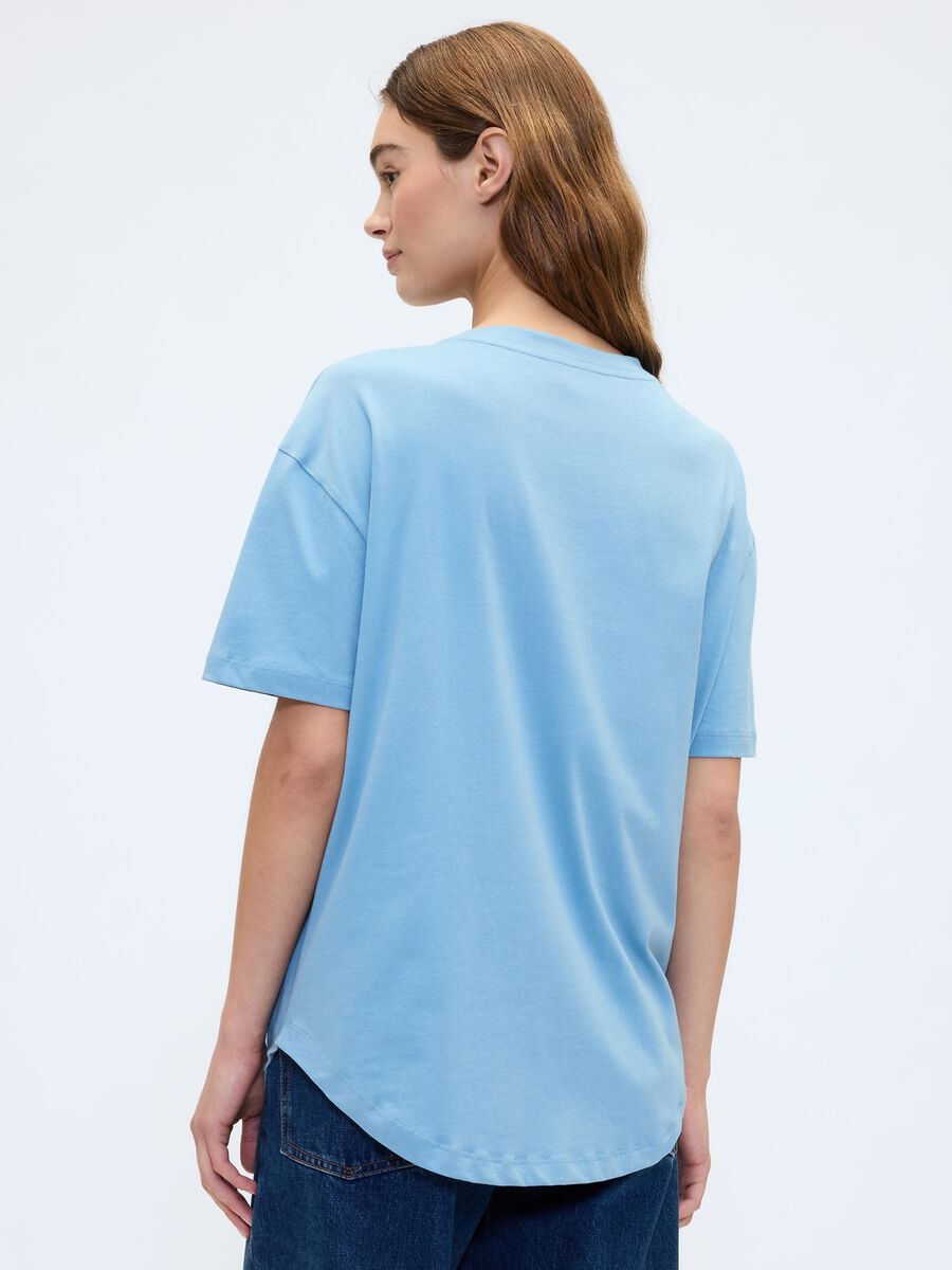 T-shirt azzurra in cotone_1