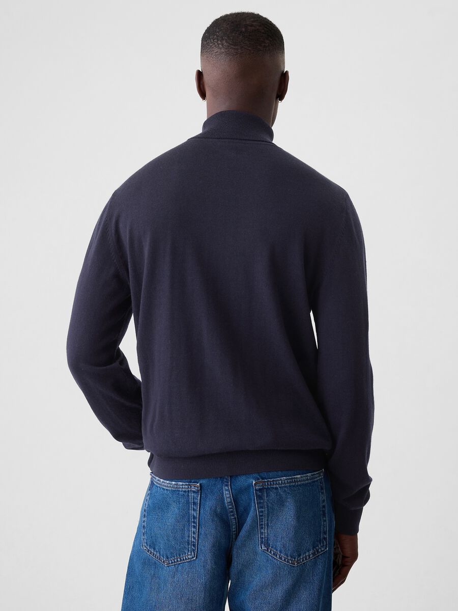 Merino wool pullover with high neck_2