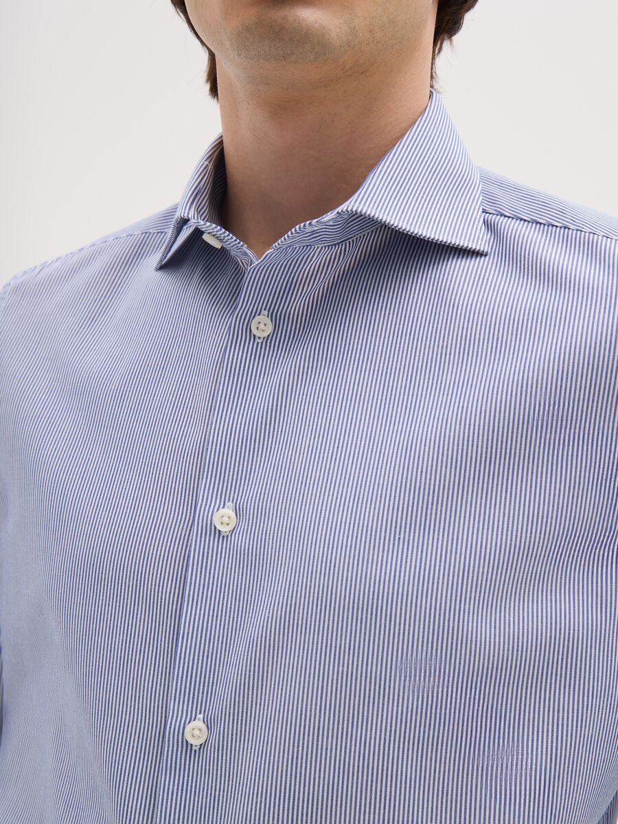 Slim fit blue cotton blend shirt_1