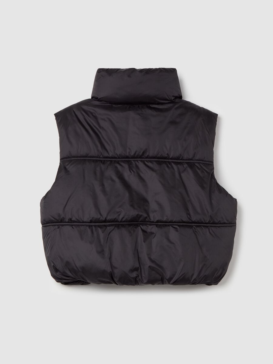 Quilted gilet in water-repellent fabric_4