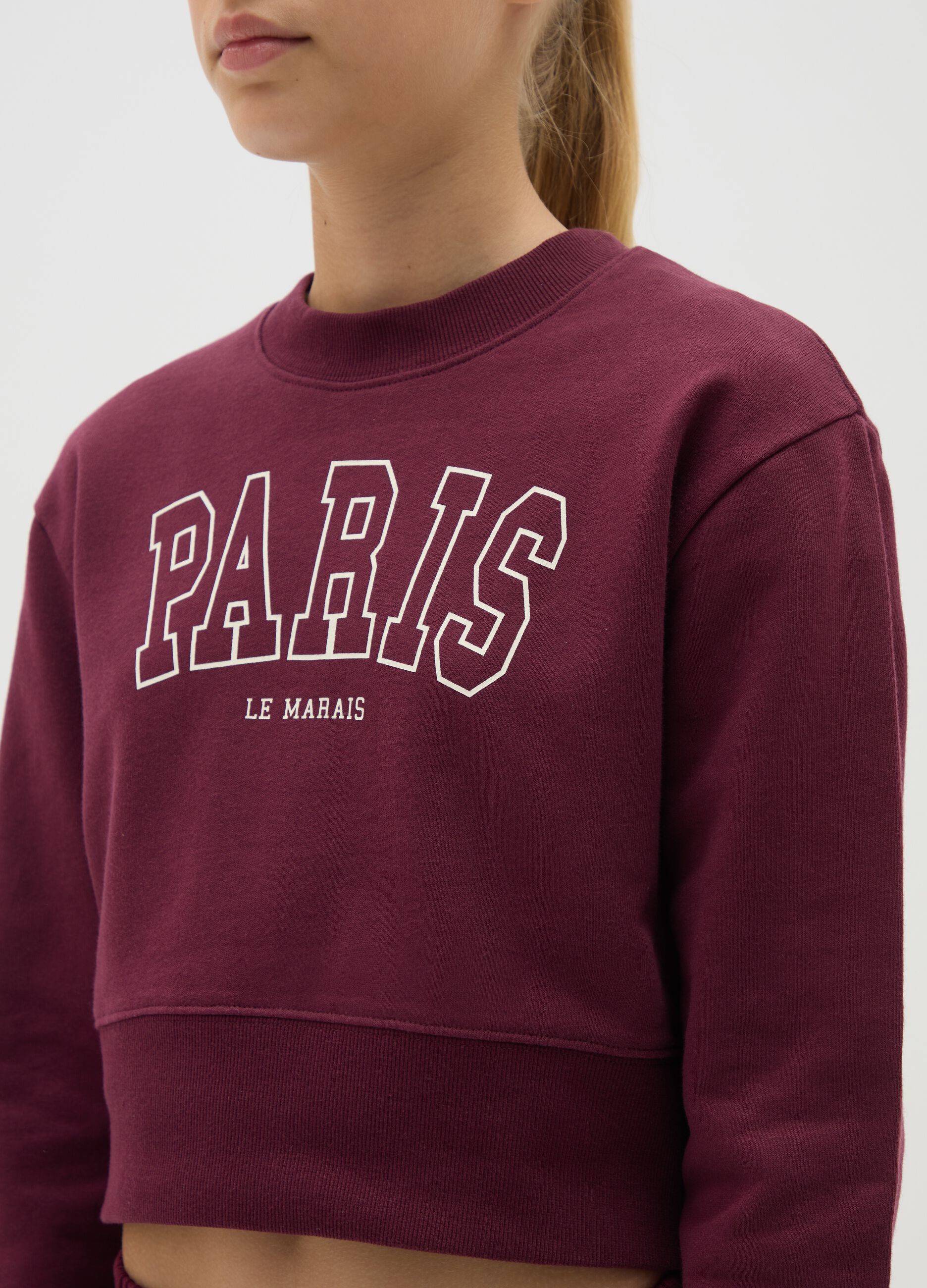 Girls' pure cotton red sweatshirt, regular fit