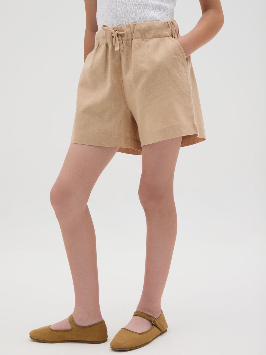 Regular fit beige linen shorts for girls_3